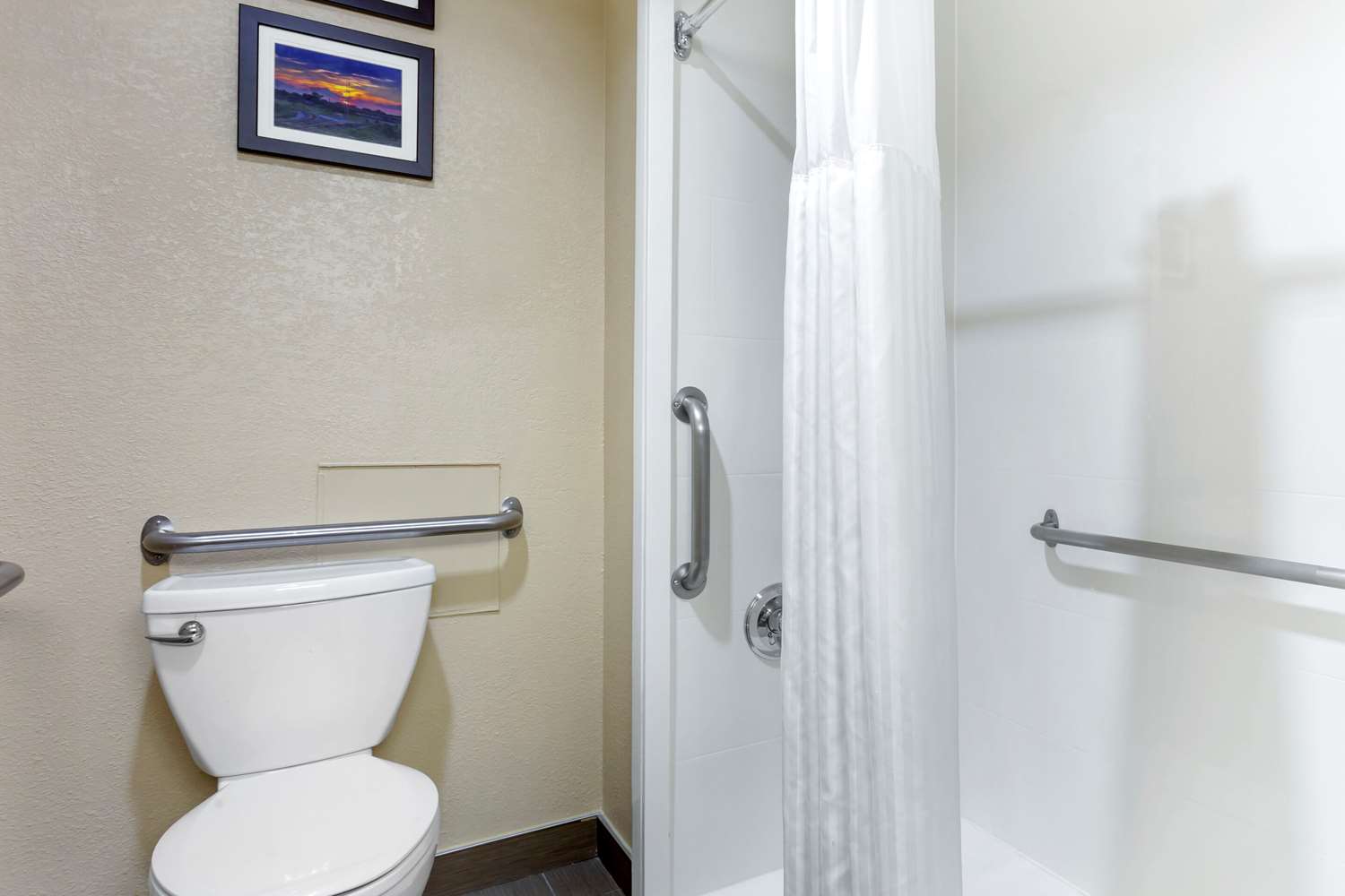 COMFORT INN HOFFMAN ESTATES - SCHAU