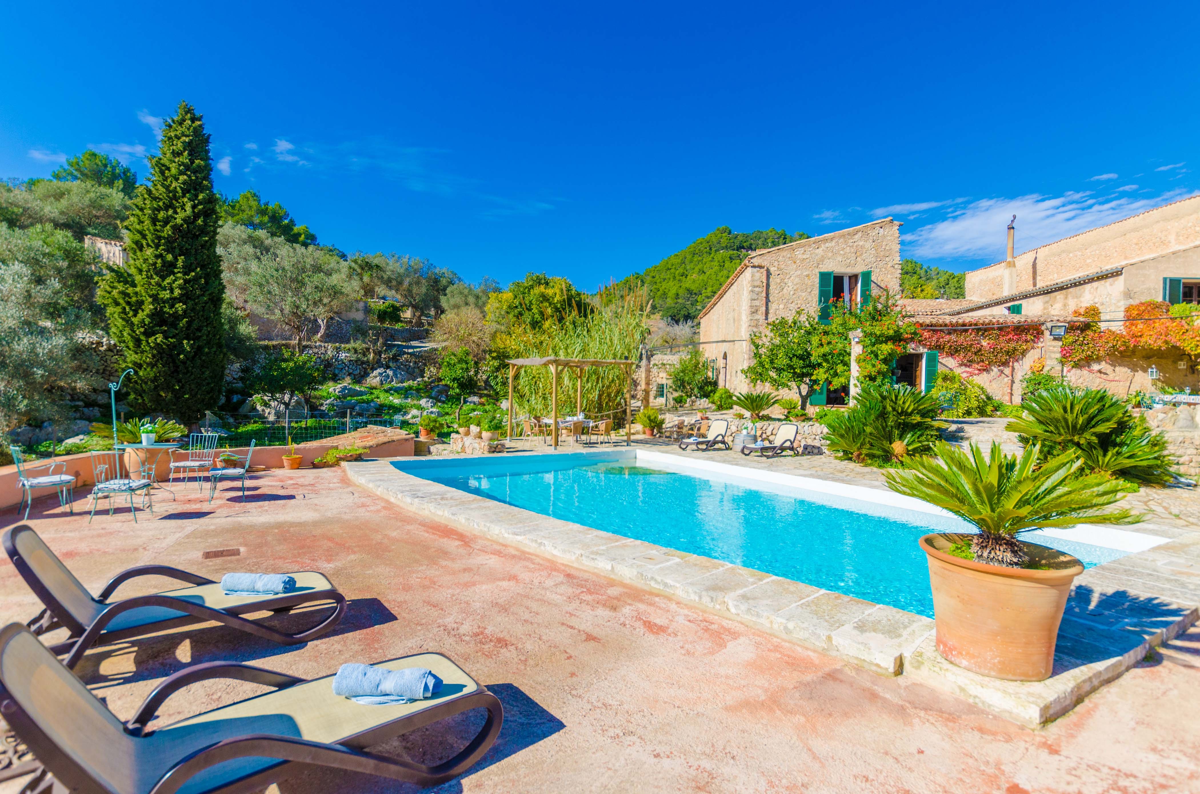 Holiday house with private pool for 6 persons approx. 250 m2