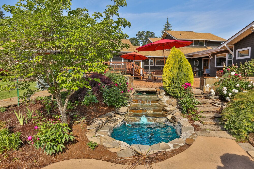 Brookside Bed & Breakfast
