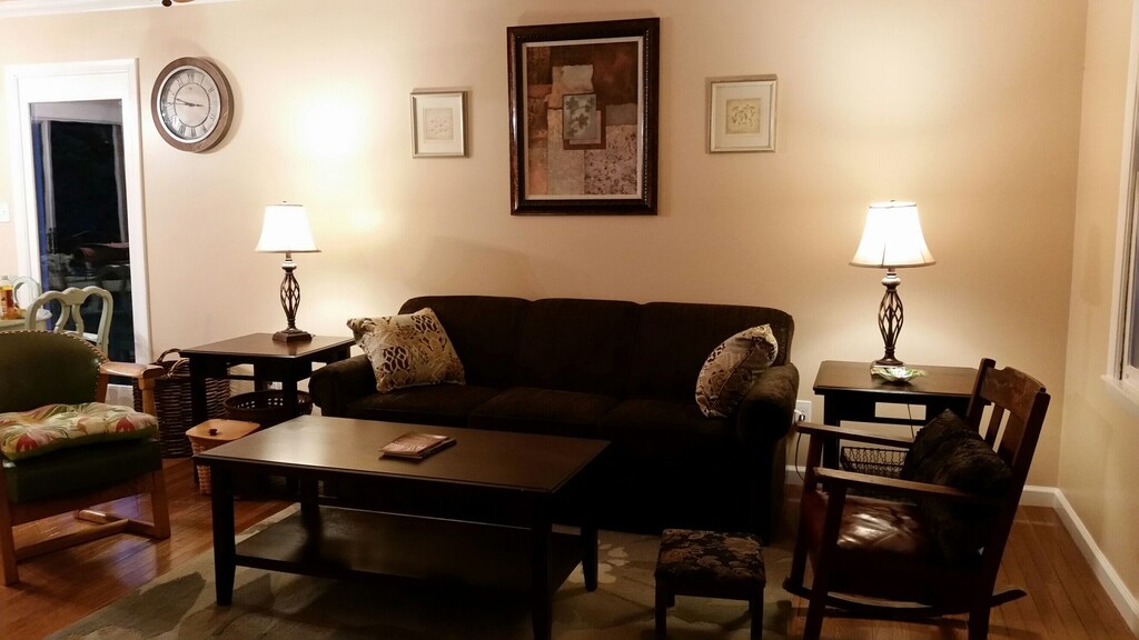 Comfy Interlochen home, close to Traverse city, Duck and Green lake Pet Friendly