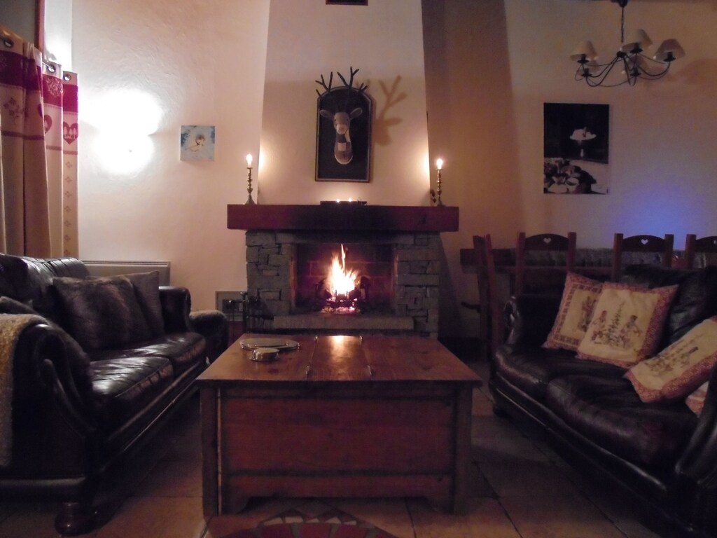 Arc 2000 Luxury Penthouse Spectacular Balcony 100m to ski lift/schools