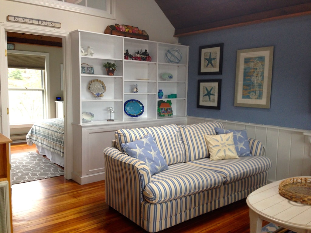 Quality Accommodations in Quiet Seaside Village