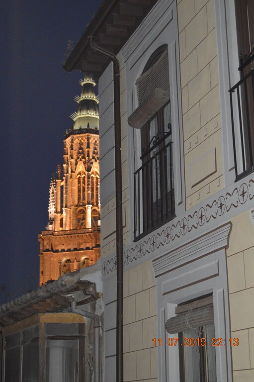 Welcome to the town center of Toledo. Enjoy its history.