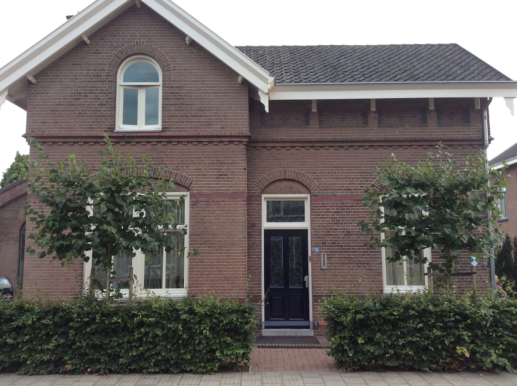 Monumental detached house
