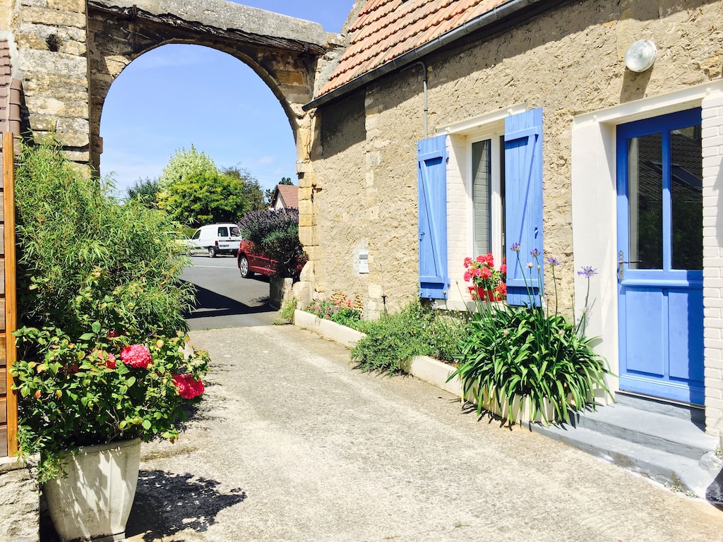 Charming Town House near the beaches of Normandy and Pegasus Bridge