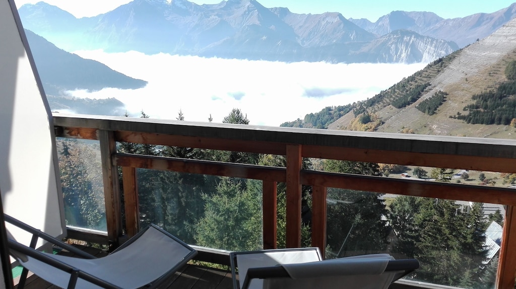 Charming apartment 40 m2 / 4 p classified 3 *** old district Alpe, magnificent view