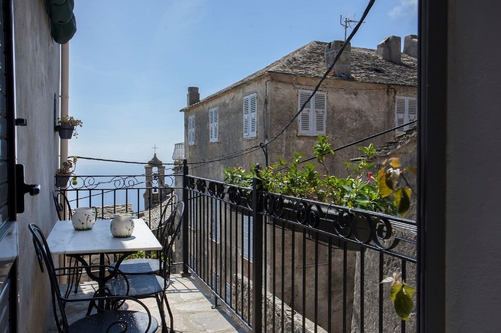 Charming village house with balcony, sea view, Pozzo-Brando (Upper Corsica)