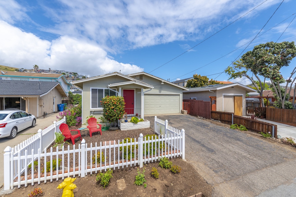 Beach Cottage, Majestic Morro Bay
