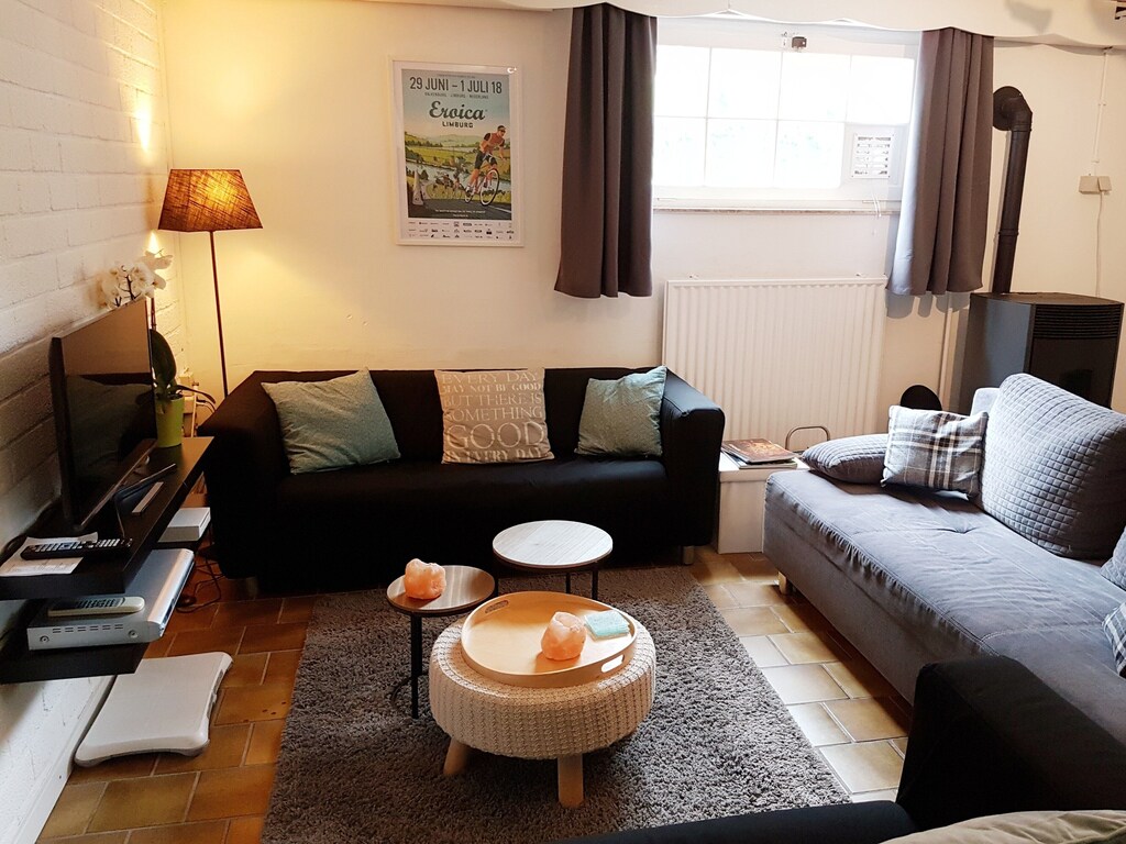 Maastricht apartment 2-6 people, ideal base for cycling and walking routes.