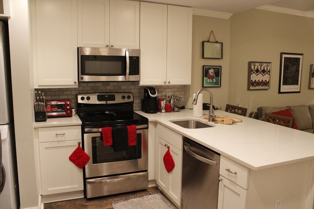 Spacious Getaway, Stunning Location (#617)