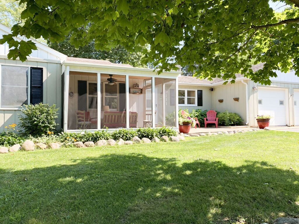 Powers Lake - Beach Retreat