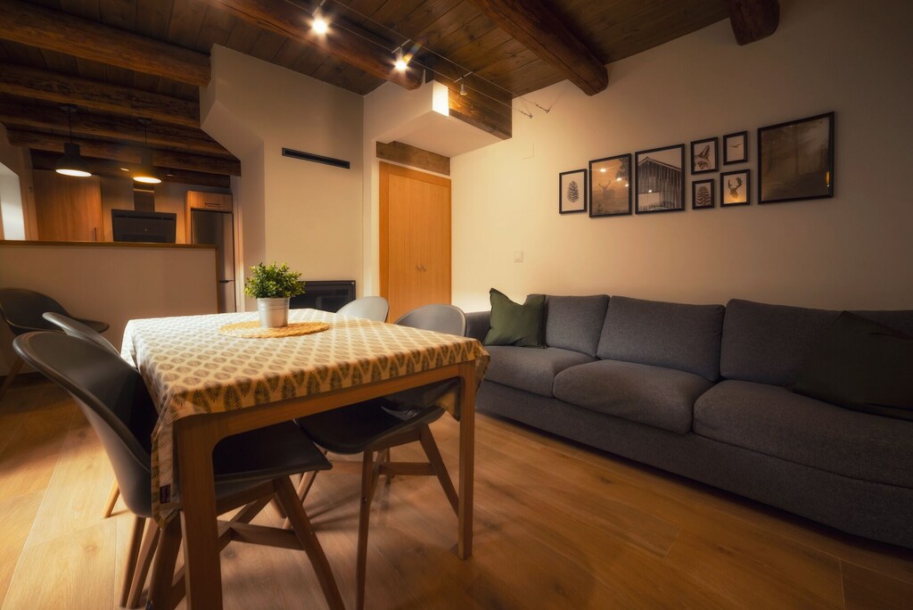 Apartamentos Camino de la Val - Grosín