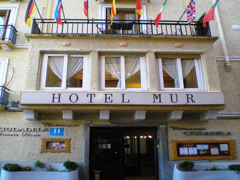 Mur