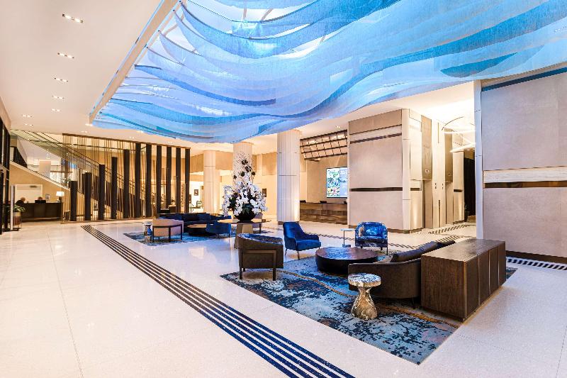 Hilton Niagara FallsFallsview Hotel and Suites