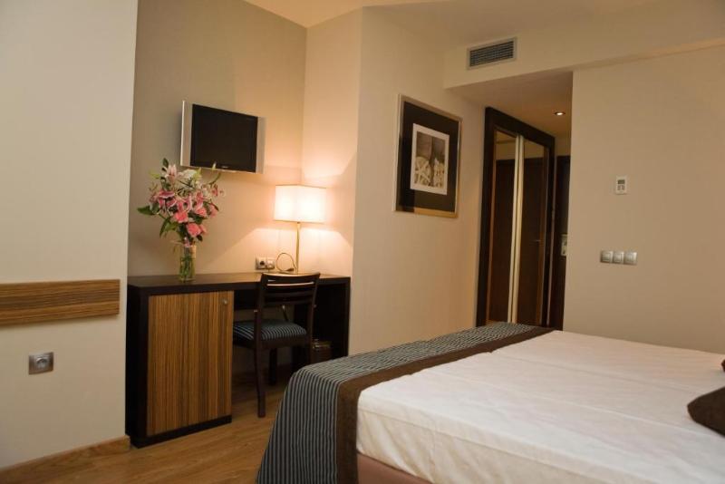 Conilsol Hotel y Aptos