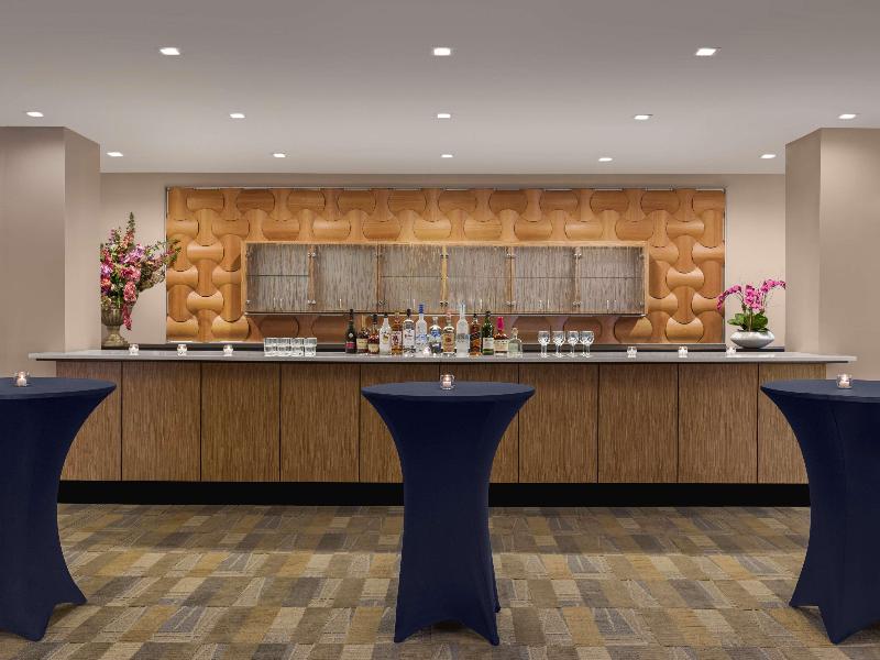 Doubletree Fort Lee George Washington Bridge