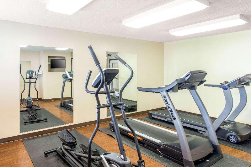 Suburban Extended Stay DFW Airport North