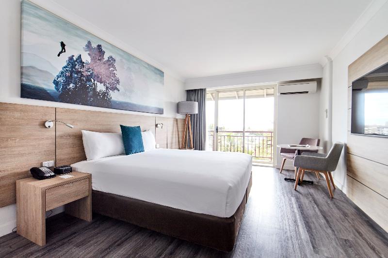 Novotel Cairns Oasis Resort