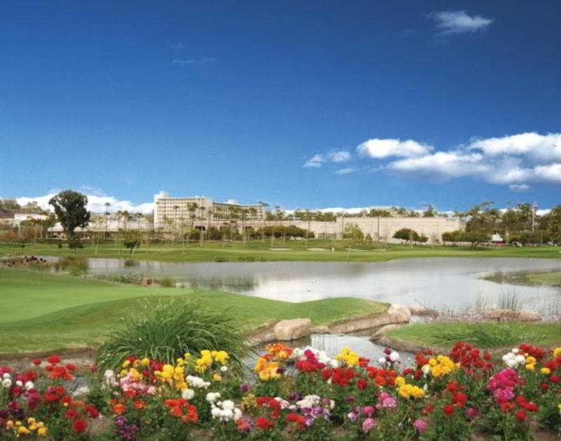 Town And Country Resort Hotel