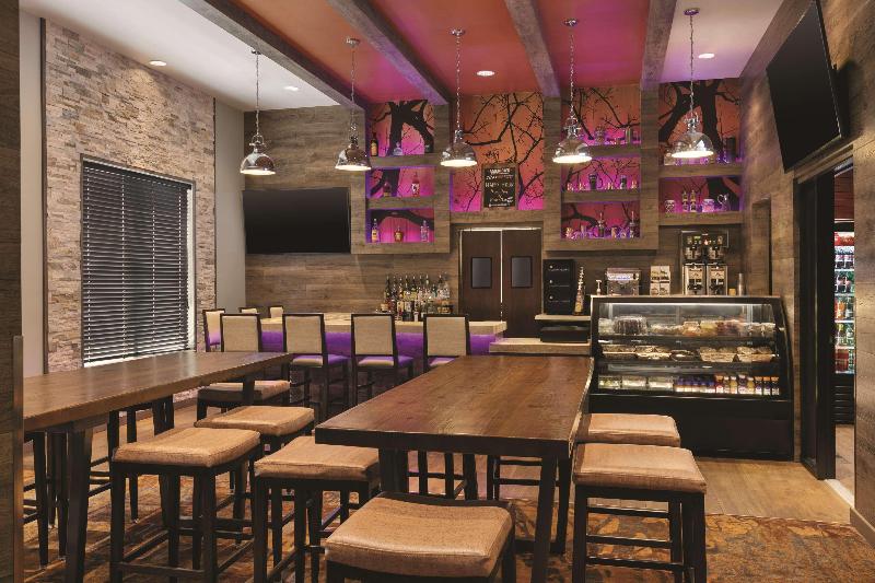 Hampton Inn & Suites Newark Airport Elizabeth