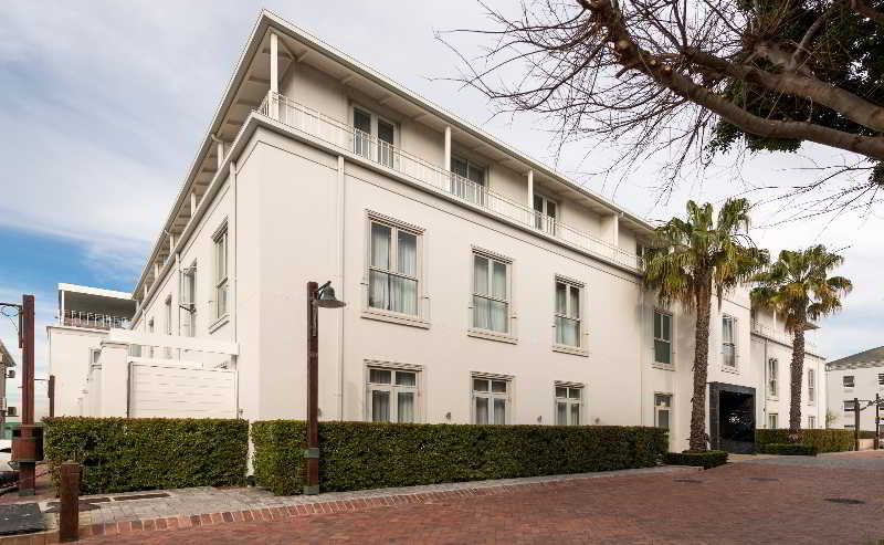 Queen Victoria Hotel by Newmark