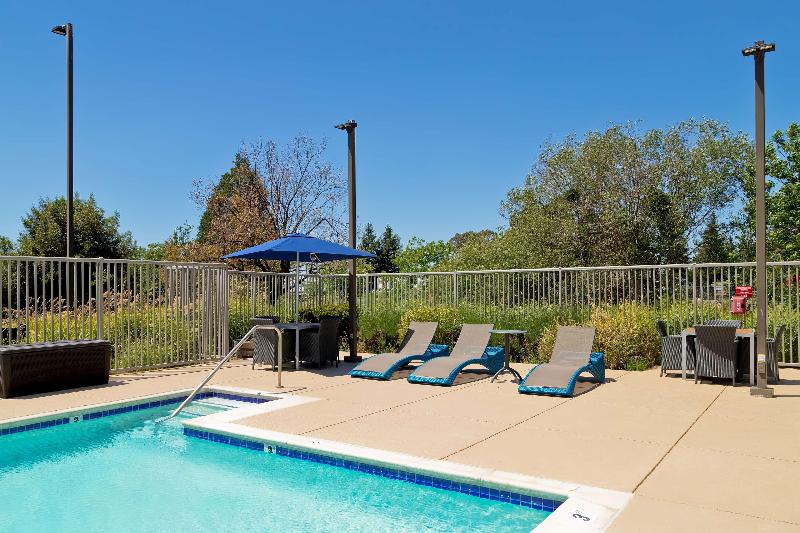 Hampton Inn & Suites Rohnert Park - Sonoma County