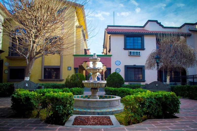 Suites El Paseo
