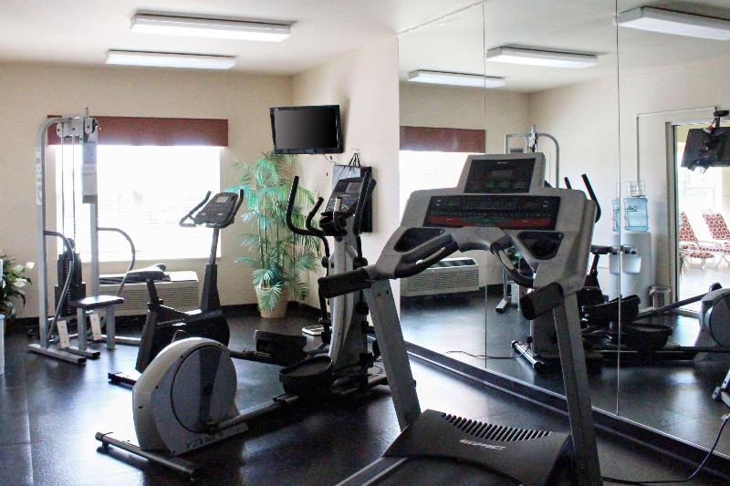 Quality Inn & Suites Cincinnati Sharonville