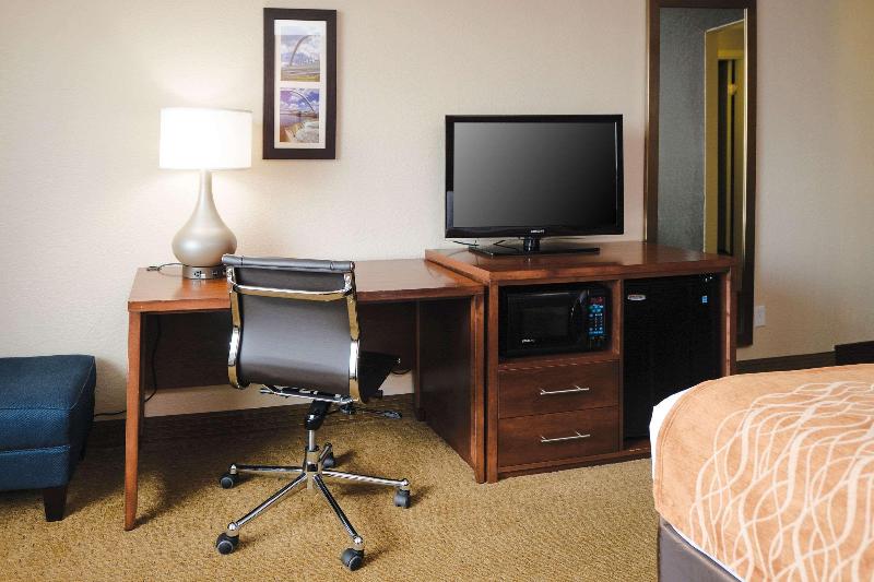 Comfort Inn & Suites Event Center Des Moines