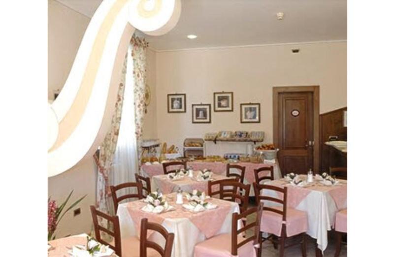 Villa Raffaello Park Hotel