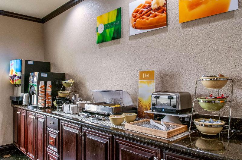 Comfort Inn & Suites