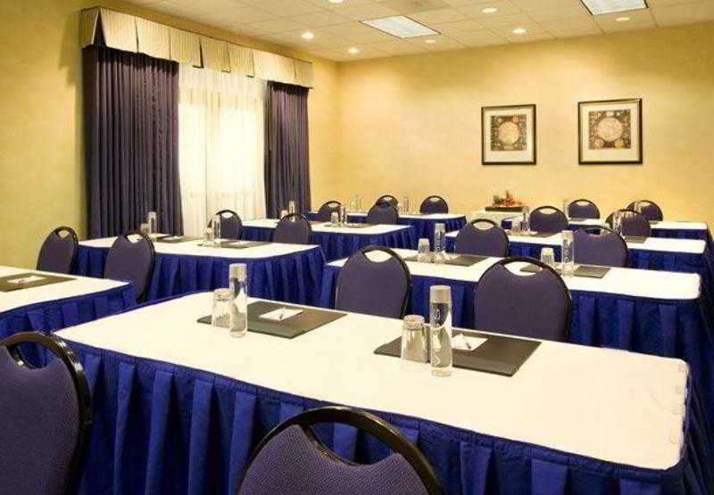 Residence Inn Las Vegas Hughes Center