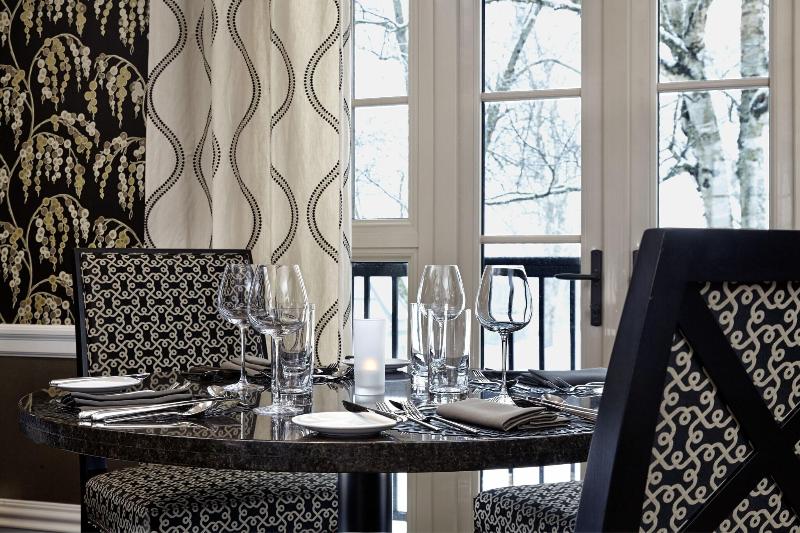 Algonquin Resort St Andrews By-The-Sea Autograph C