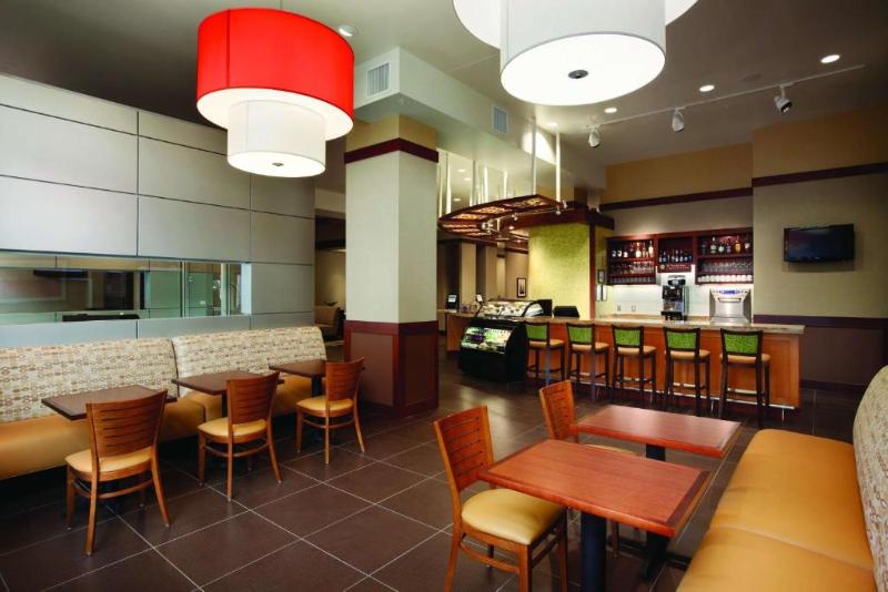 Hyatt Place Des Moines Downtown