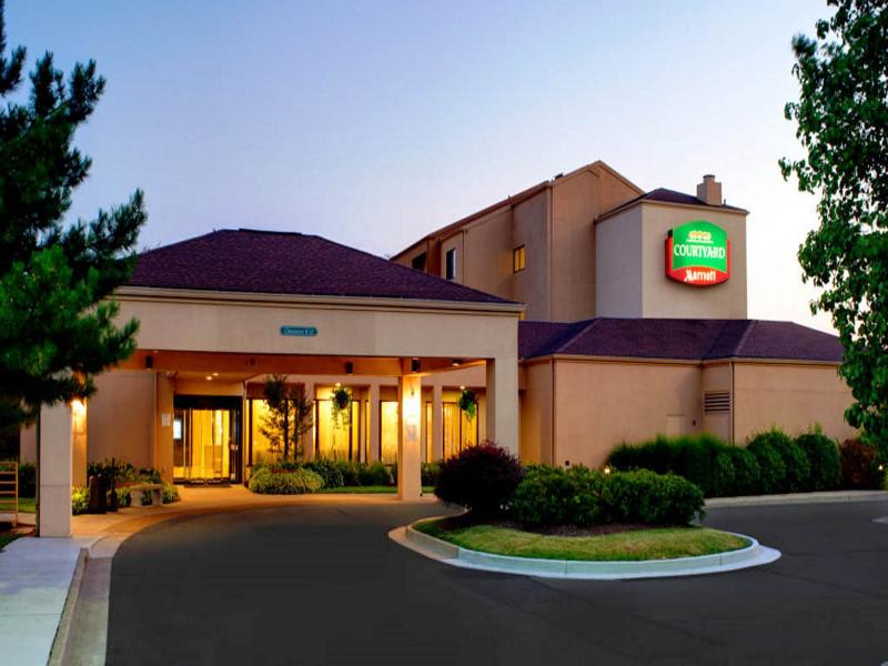 Courtyard By Marriott St. Louis Downtown West