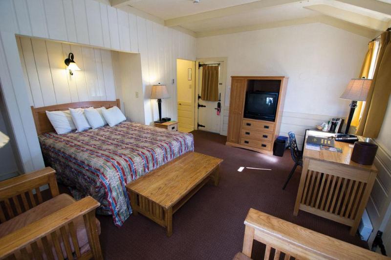 Bright Angel Lodge