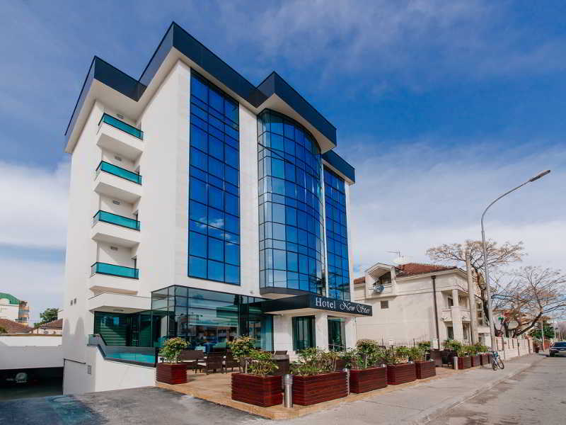 New Star hotel