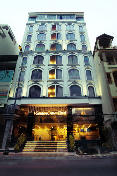 Golden Crown Hotel Saigon