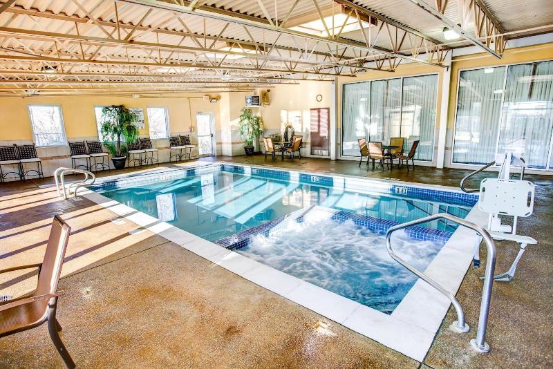 Comfort Inn and Suites