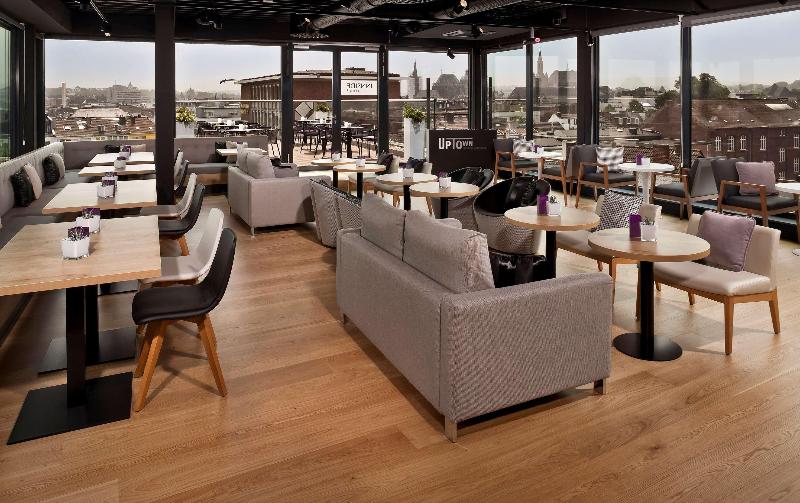 Innside by Melia Aachen