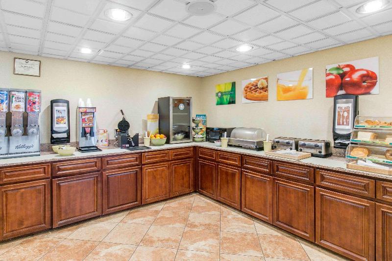 Quality Inn Edison - New Brunswick