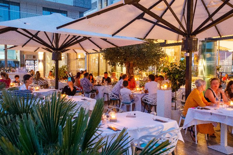 Hotel Opera Mamaia Nord
