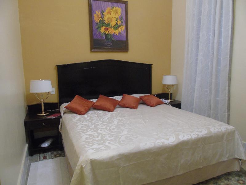 Hotel E Central