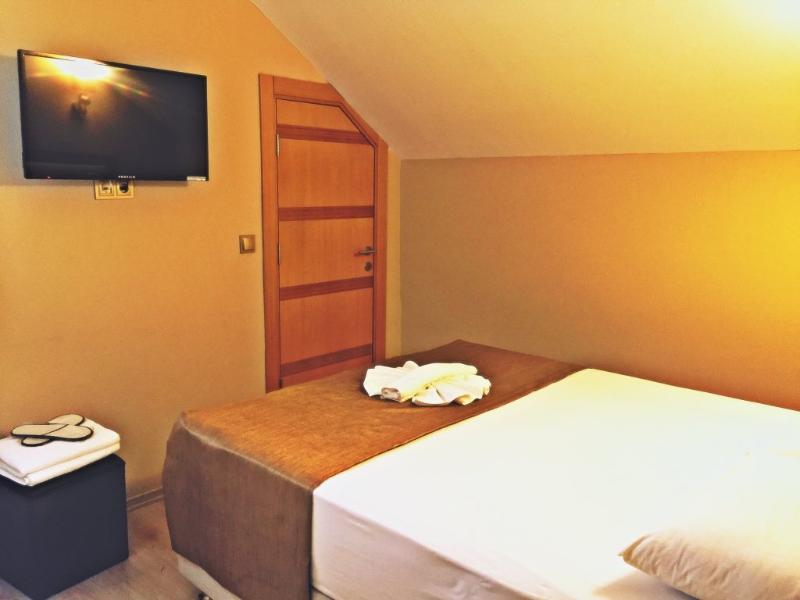 Feza Otel