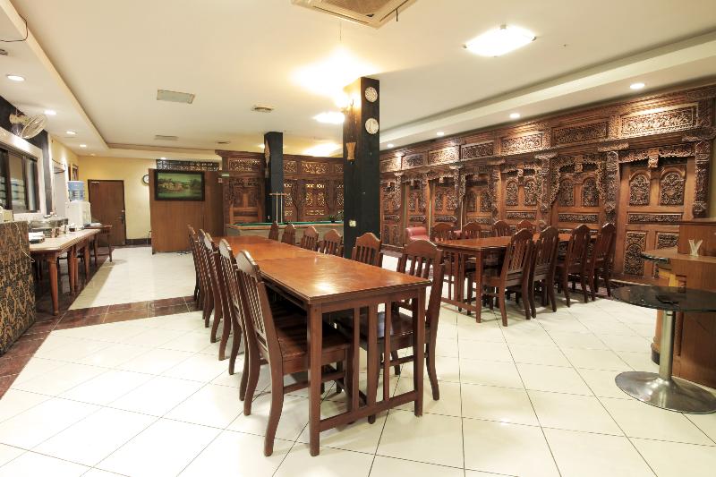 2675 Hotel Sebelas Syariah