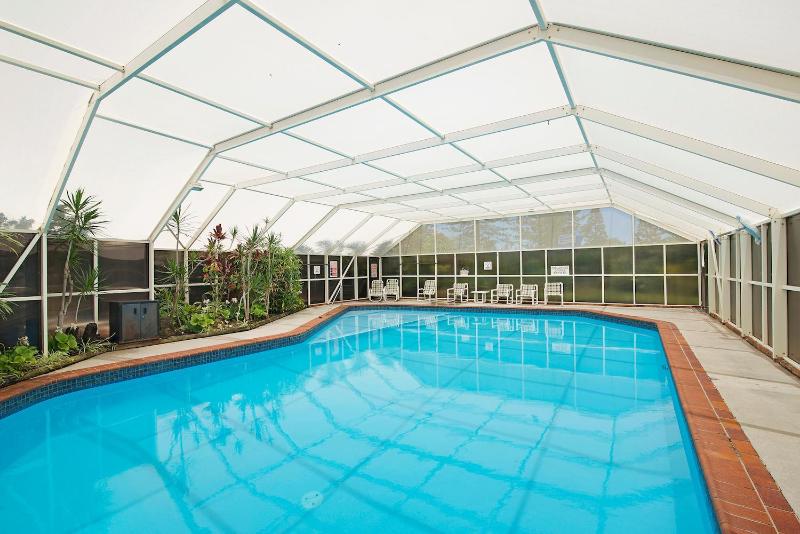 Burleigh Esplanade Beachfront Apartments