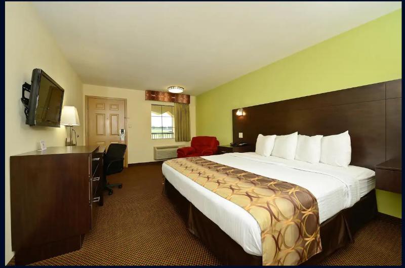 Americas Best Value Inn and Suites Lake Charles/I-