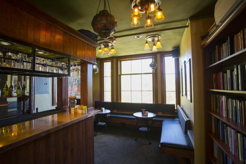 McMenamins Anderson School