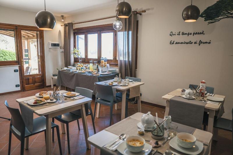 Villa La Lumia B&B Suites & Apartments