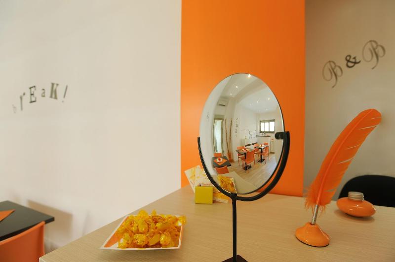 Honey Rooms